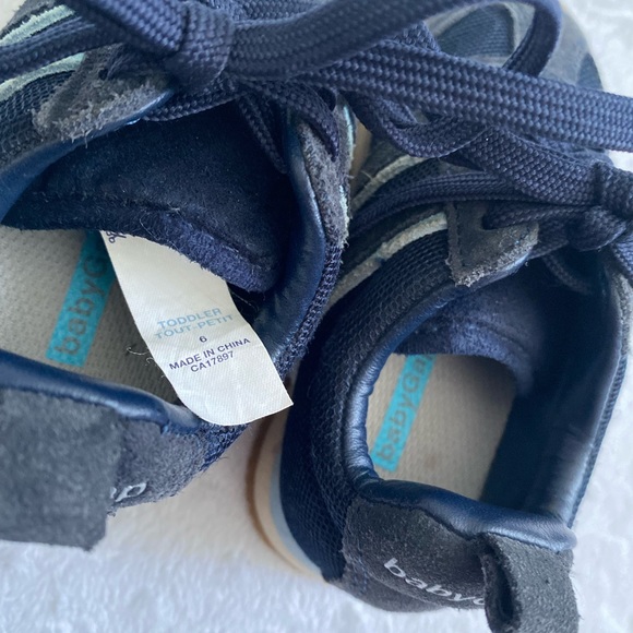 Baby Gap Shoes (size 6) - Picture 6 of 7